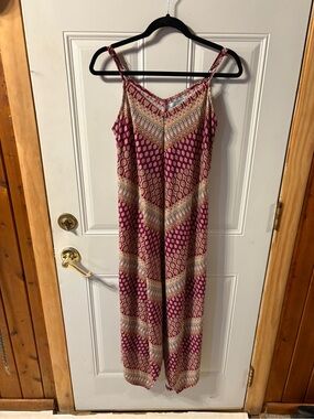 Maurice’s Sleeveless Burgundy Patterned Maxi Dress Size Medium Shark Bite Bottom